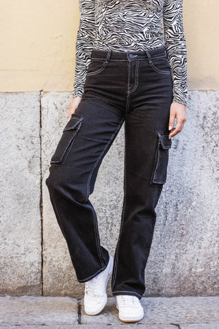 Stitched out cargo jeans